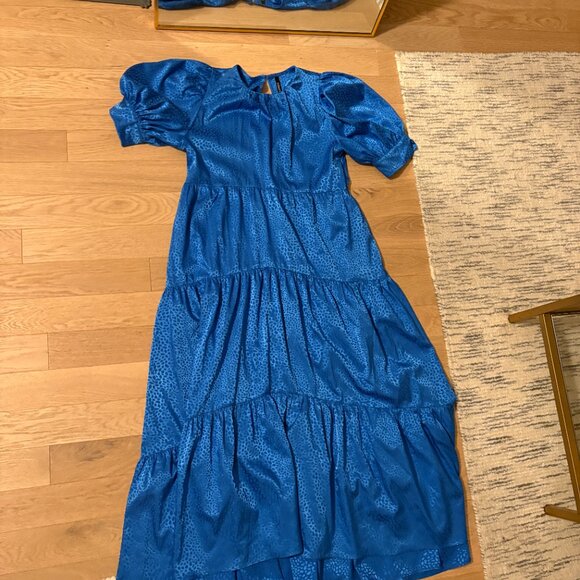 Wolf and Badger Palones Tiered Satin Jacquard Maxi Dress Blue Size 6 - Picture 3 of 7